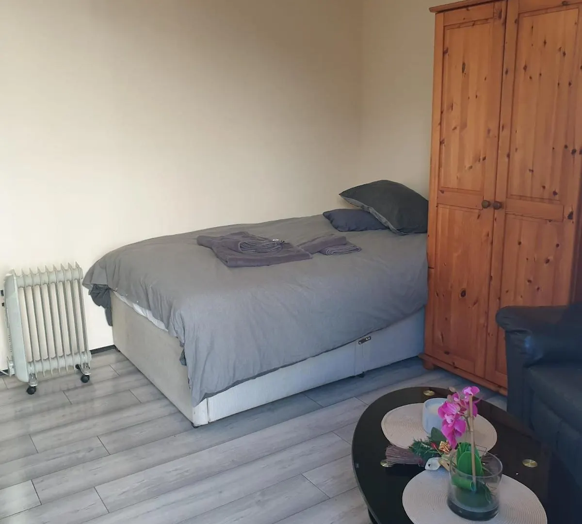 Small Granny Apartment Dublin Irlanda